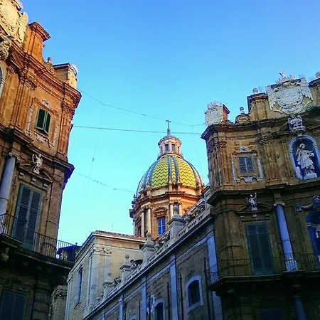 Casetta In Centro Apartment