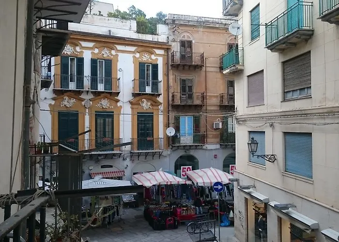 Casetta In Centro Palermo